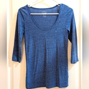 3/4 sleeve Old Navy shirt